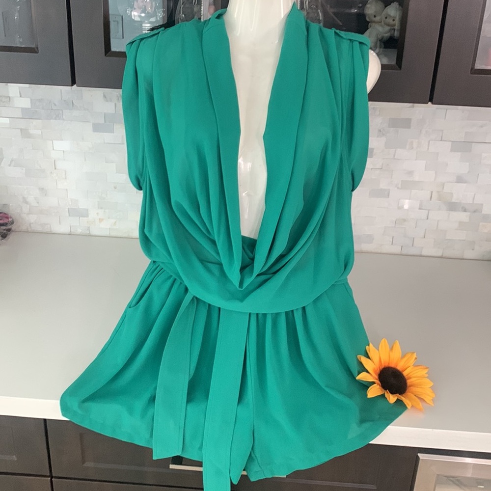 Green Romper - Picture 3 of 11